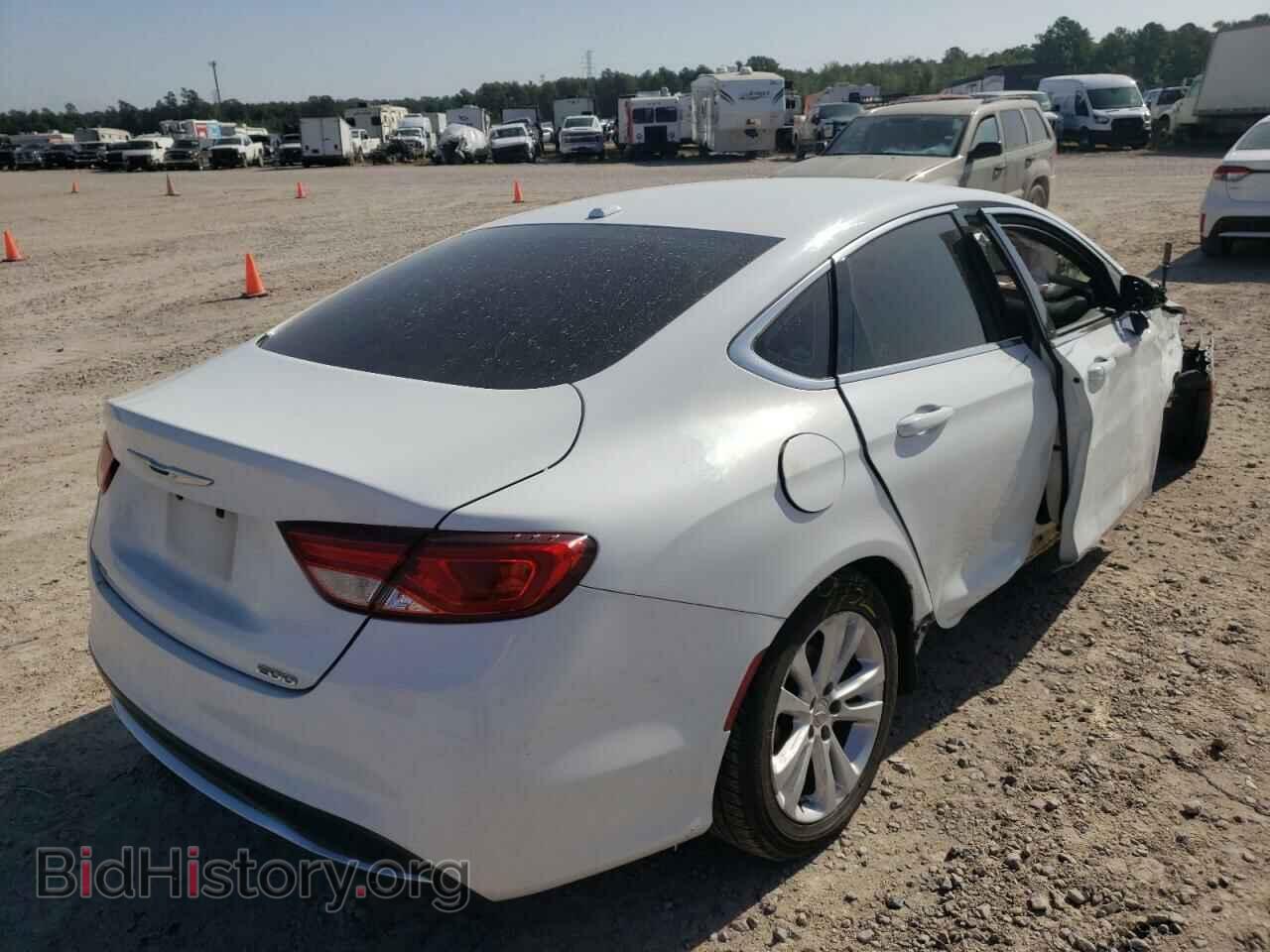 2015 CHRYSLER 200 - VIN: 1C3CCCAB0FN705676 - Фото 4