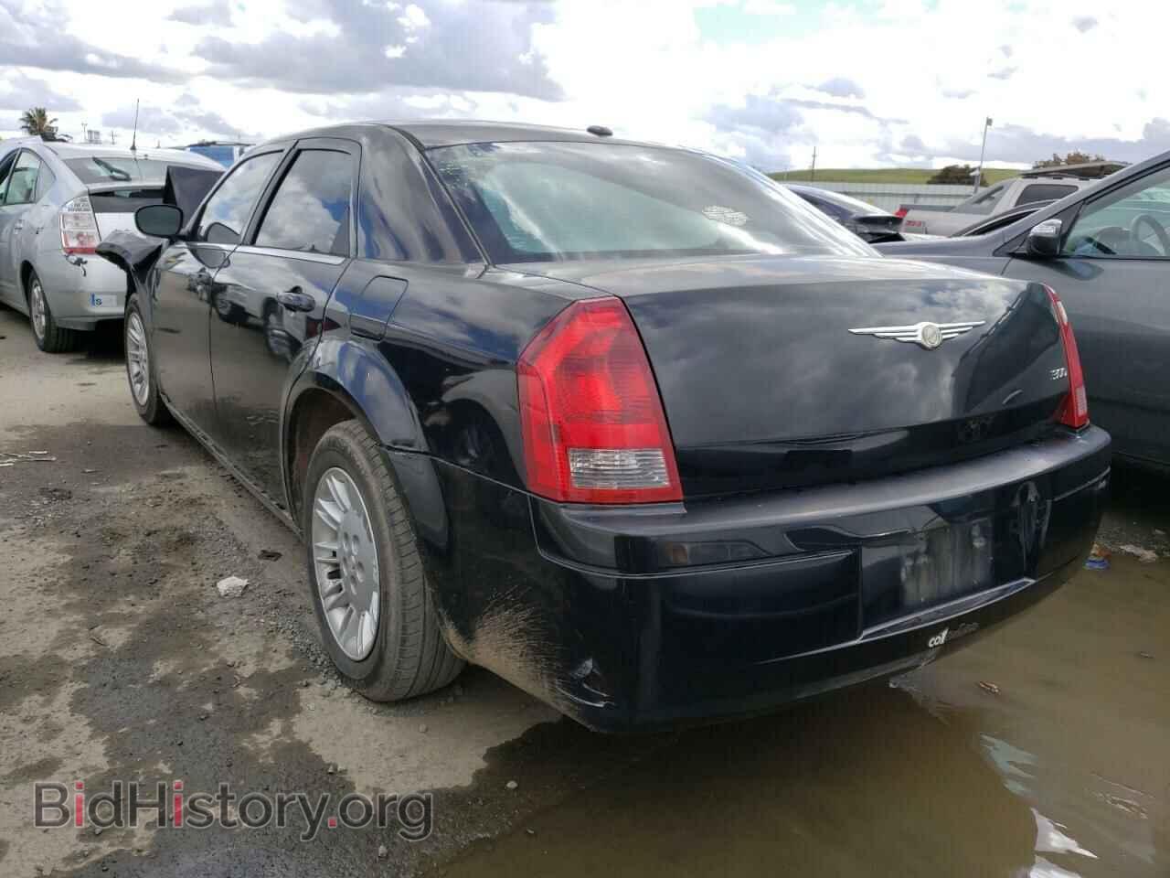 2007 CHRYSLER 300 - VIN: 2C3KA43RX7H805943 - Фото 2