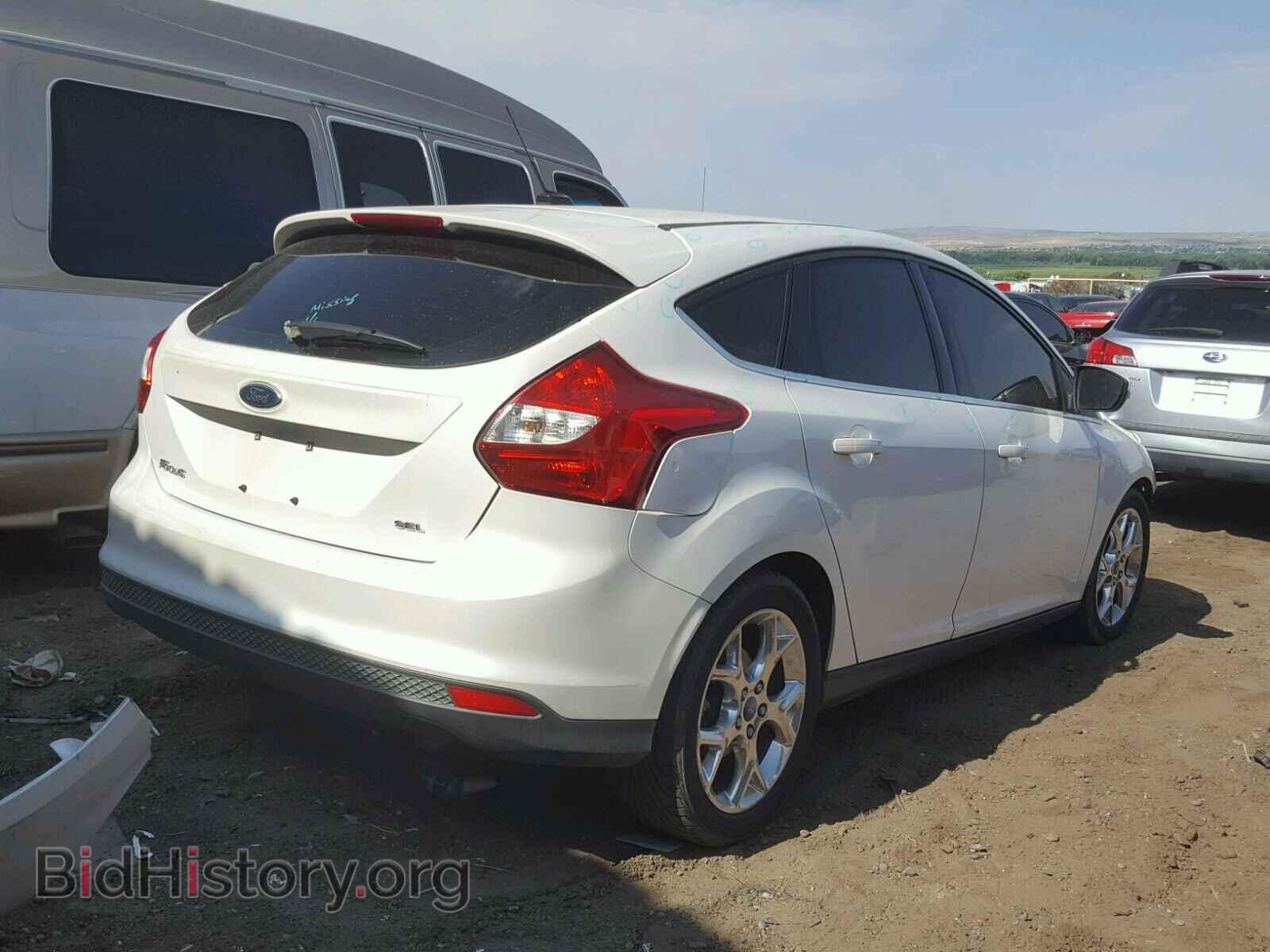 2012 Ford FOCUS (VIN 1FAHP3M25CL222568) — photo 4 of 10