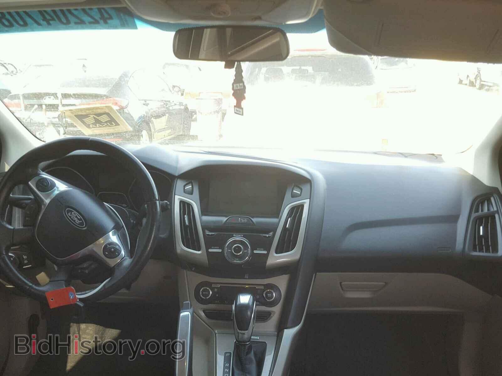 2012 Ford FOCUS (VIN 1FAHP3M25CL222568) — photo 9 of 10