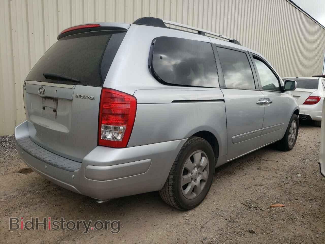 2007 HYUNDAI ENTOURAGE - VIN: KNDMC233076011193 - Фото 4