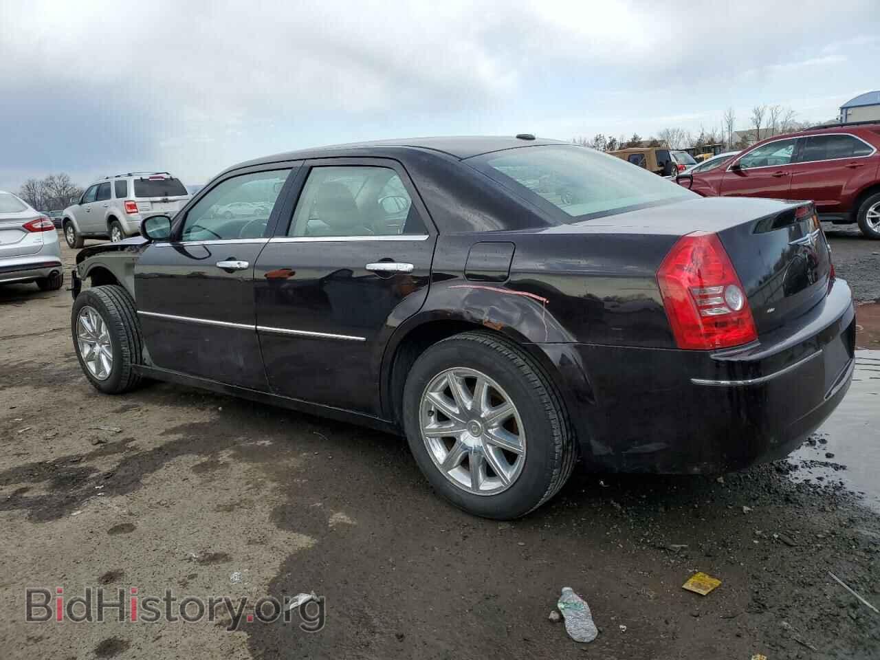 2010 CHRYSLER 300 - VIN: 2C3CA5CV5AH148693 - Фото 2
