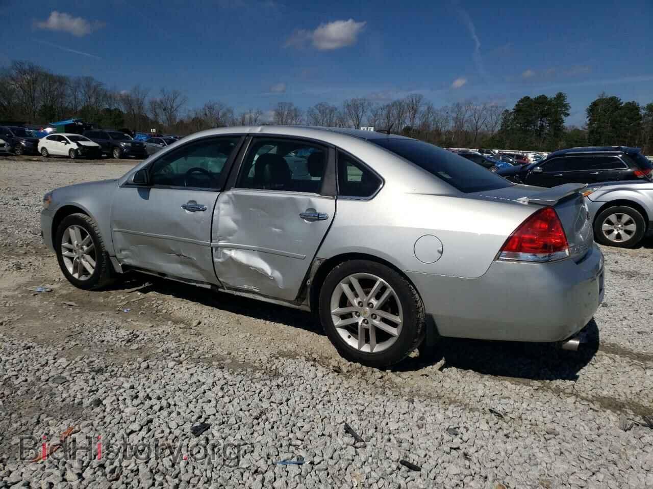 2012 CHEVROLET IMPALA - VIN: 2G1WC5E37C1106447 - Фото 2