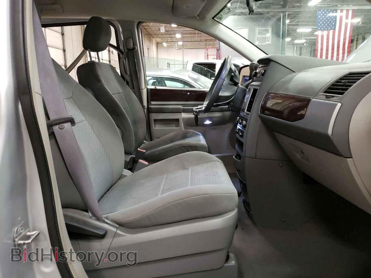 2010 CHRYSLER MINIVAN - VIN: 2A4RR5D10AR137034 - Фото 7