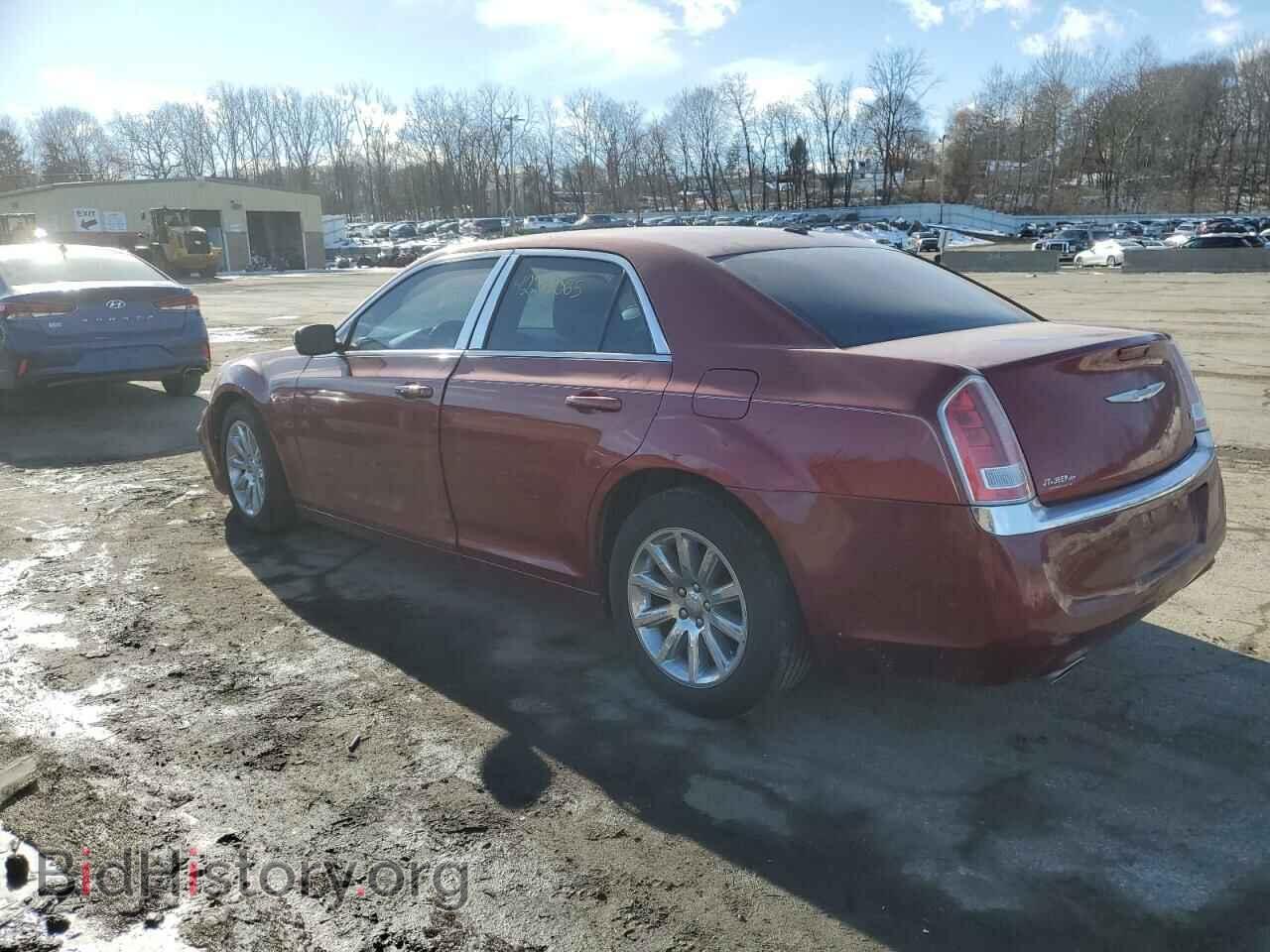 2013 CHRYSLER 300 - VIN: 2C3CCAAG2DH595140 - Фото 2