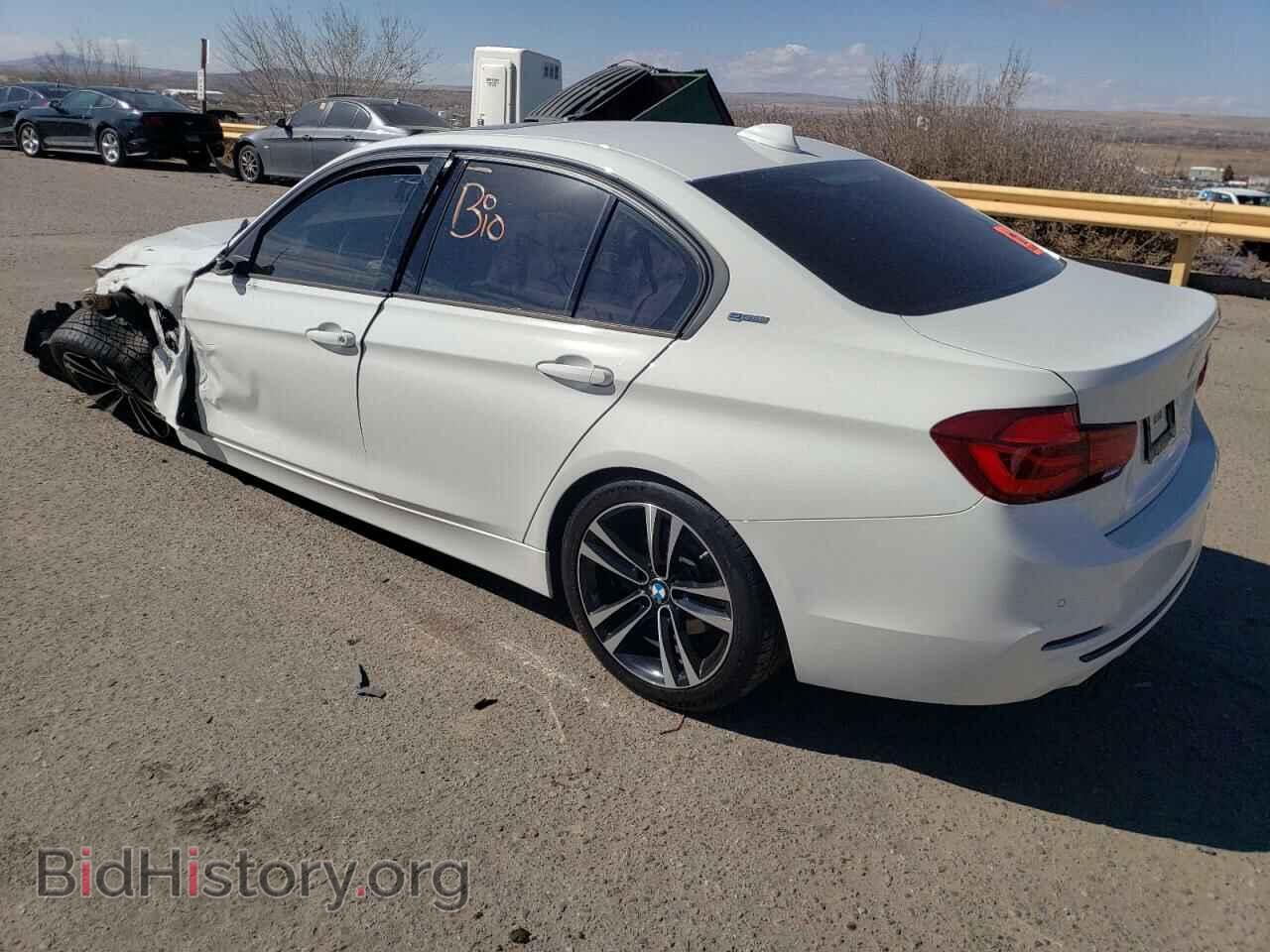 2018 BMW 3 SERIES - VIN: WBA8E1C58JA177857 - Фото 2