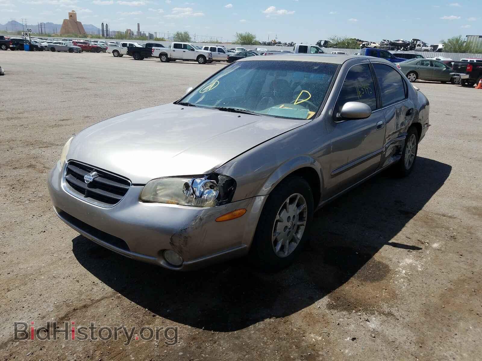 2000 NISSAN MAXIMA - VIN: JN1CA31D7YT704447 - Photo 2