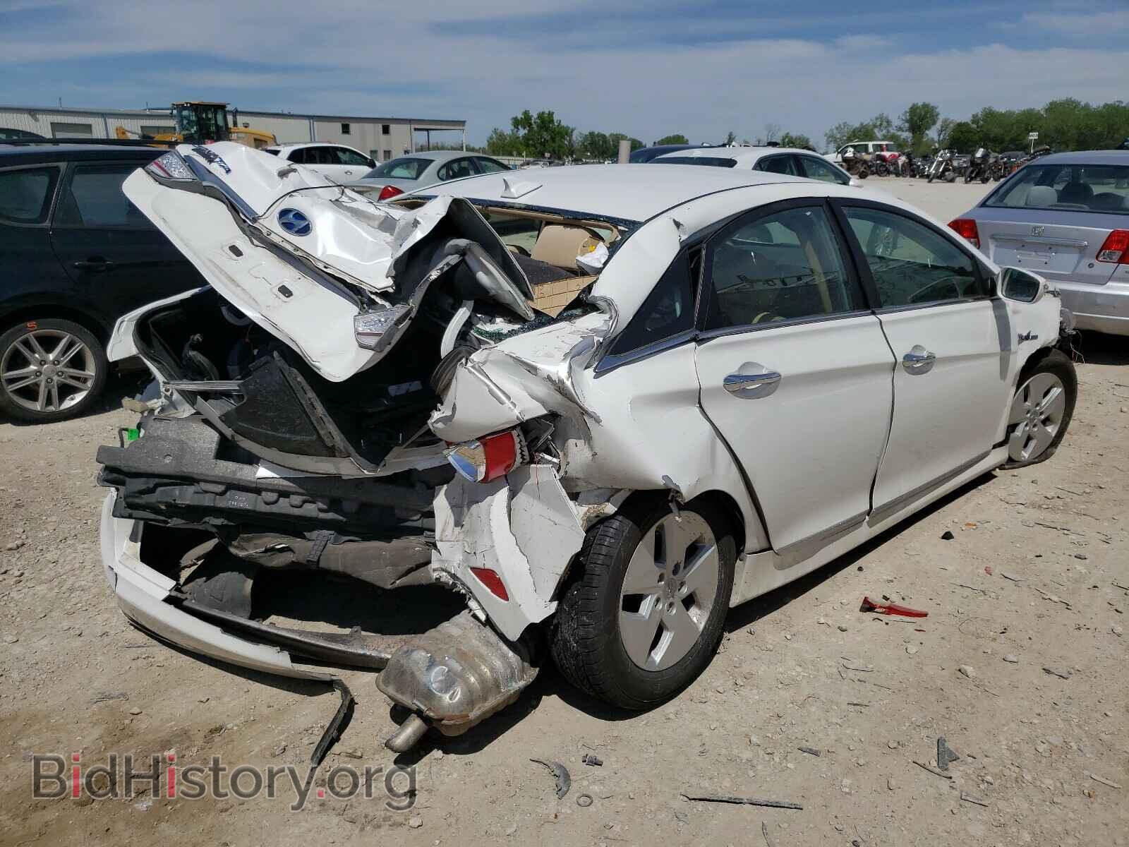 2012 HYUNDAI SONATA - VIN: KMHEC4A44CA042770 - Фото 4