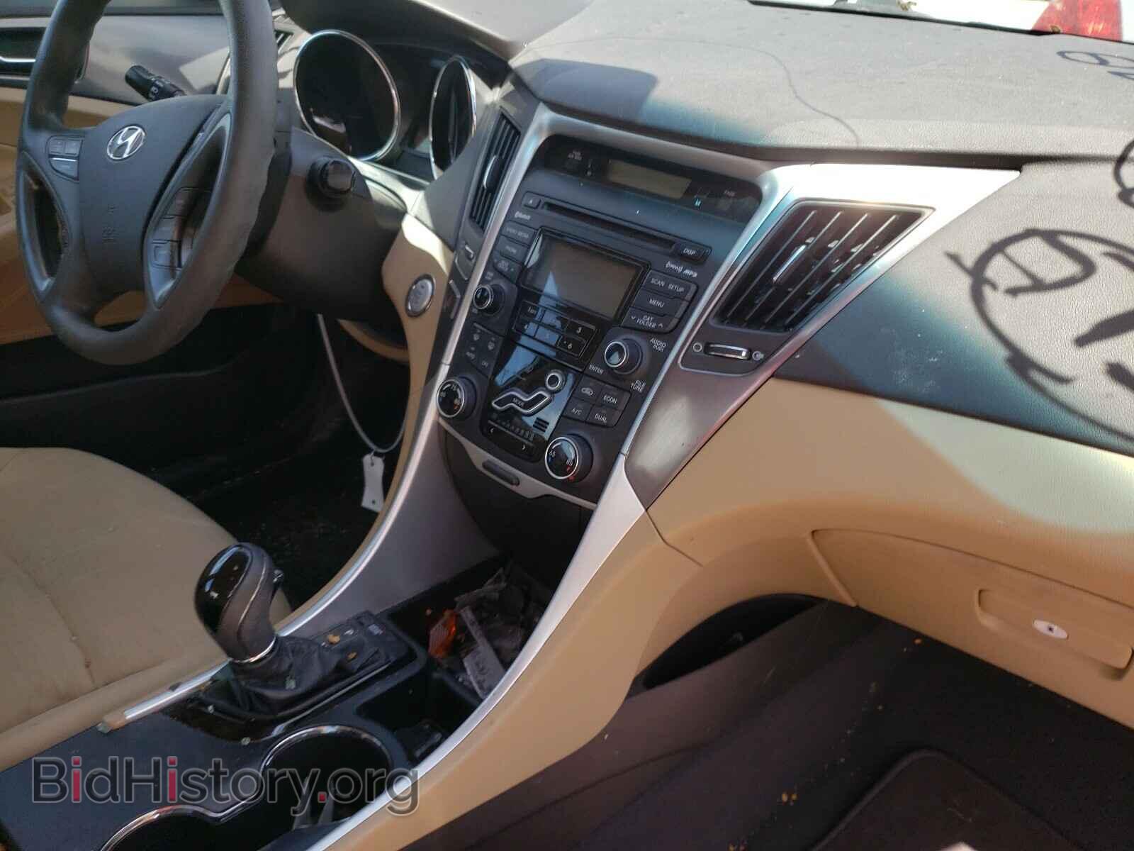 2012 HYUNDAI SONATA - VIN: KMHEC4A44CA042770 - Фото 9