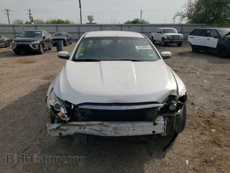 2011 Ford TAURUS (VIN 1FAHP2EW6BG180494) — photo 5 of 13