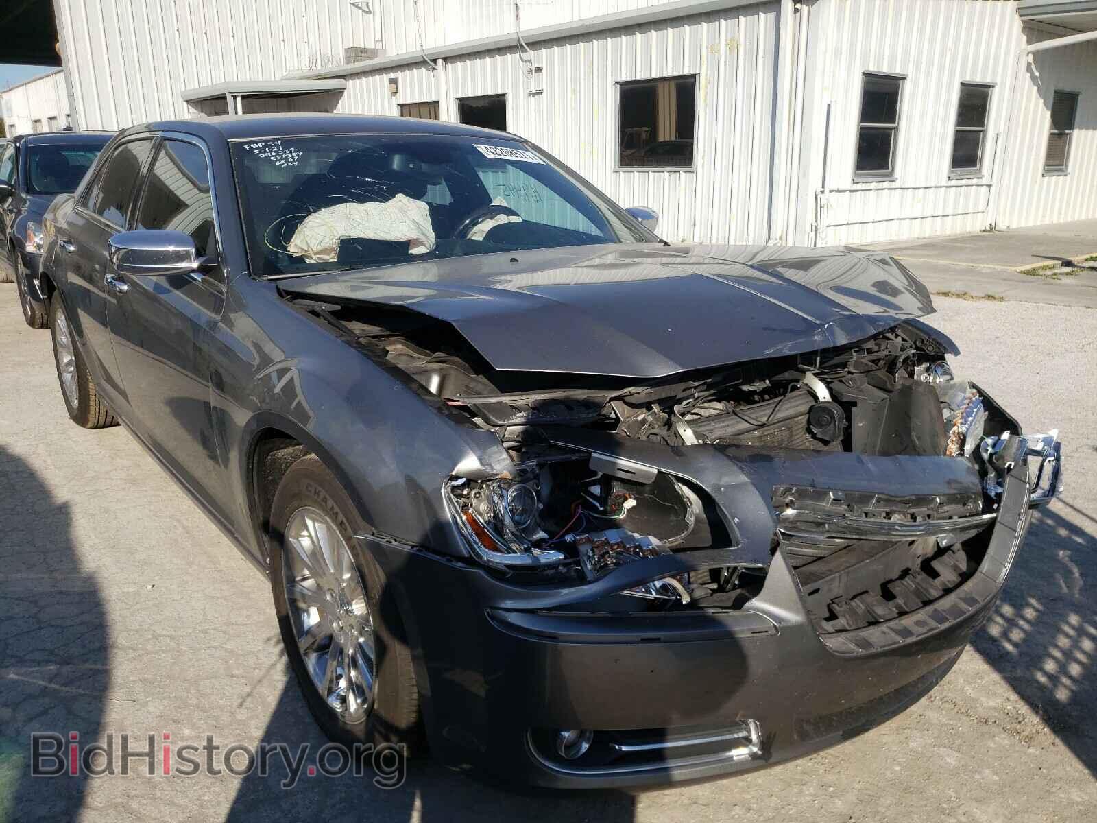 Photo 2C3CA6CT0BH581389 - CHRYSLER 300 2011
