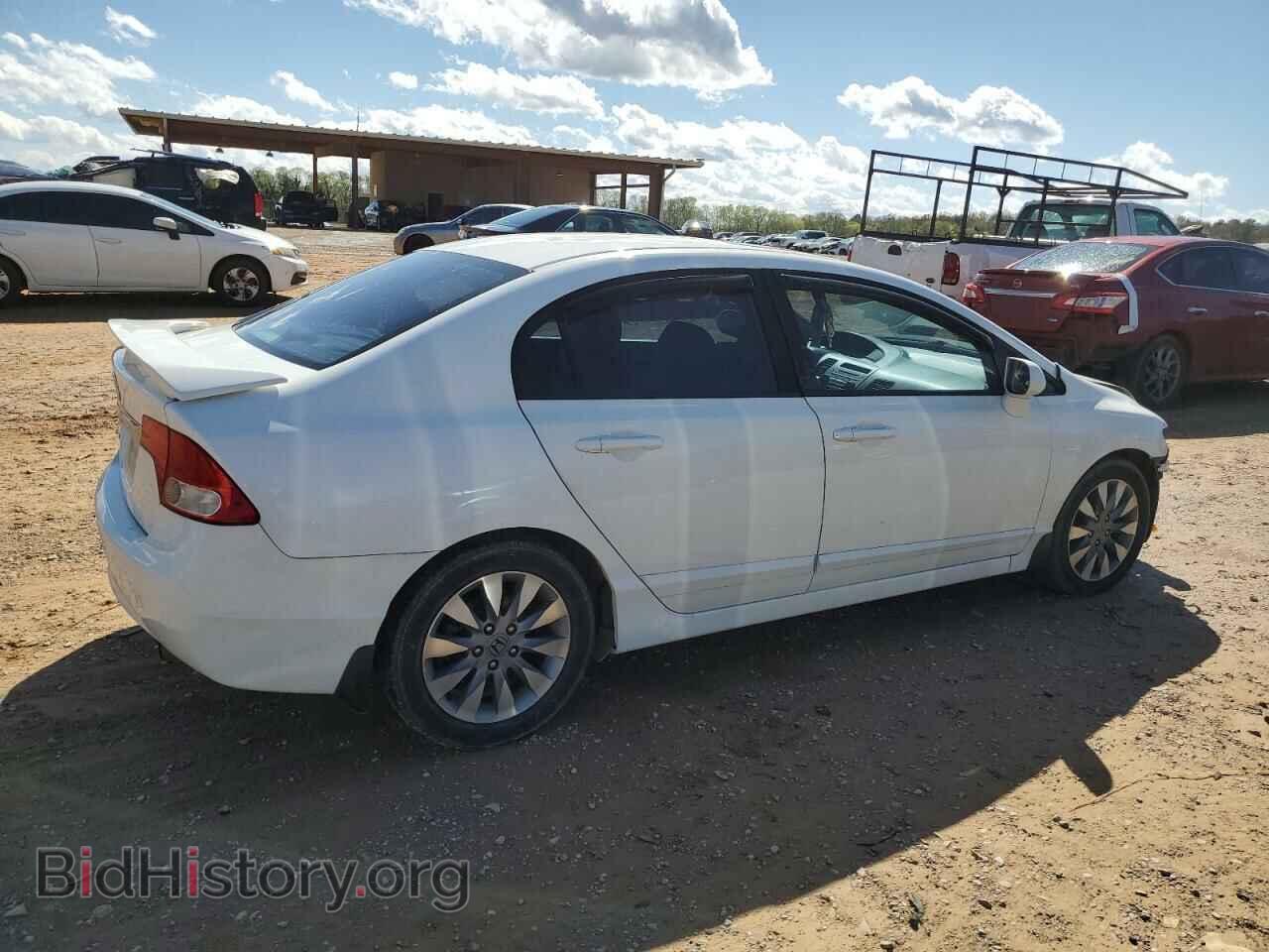 2011 HONDA CIVIC - VIN: 19XFA1F88BE025359 - Фото 3