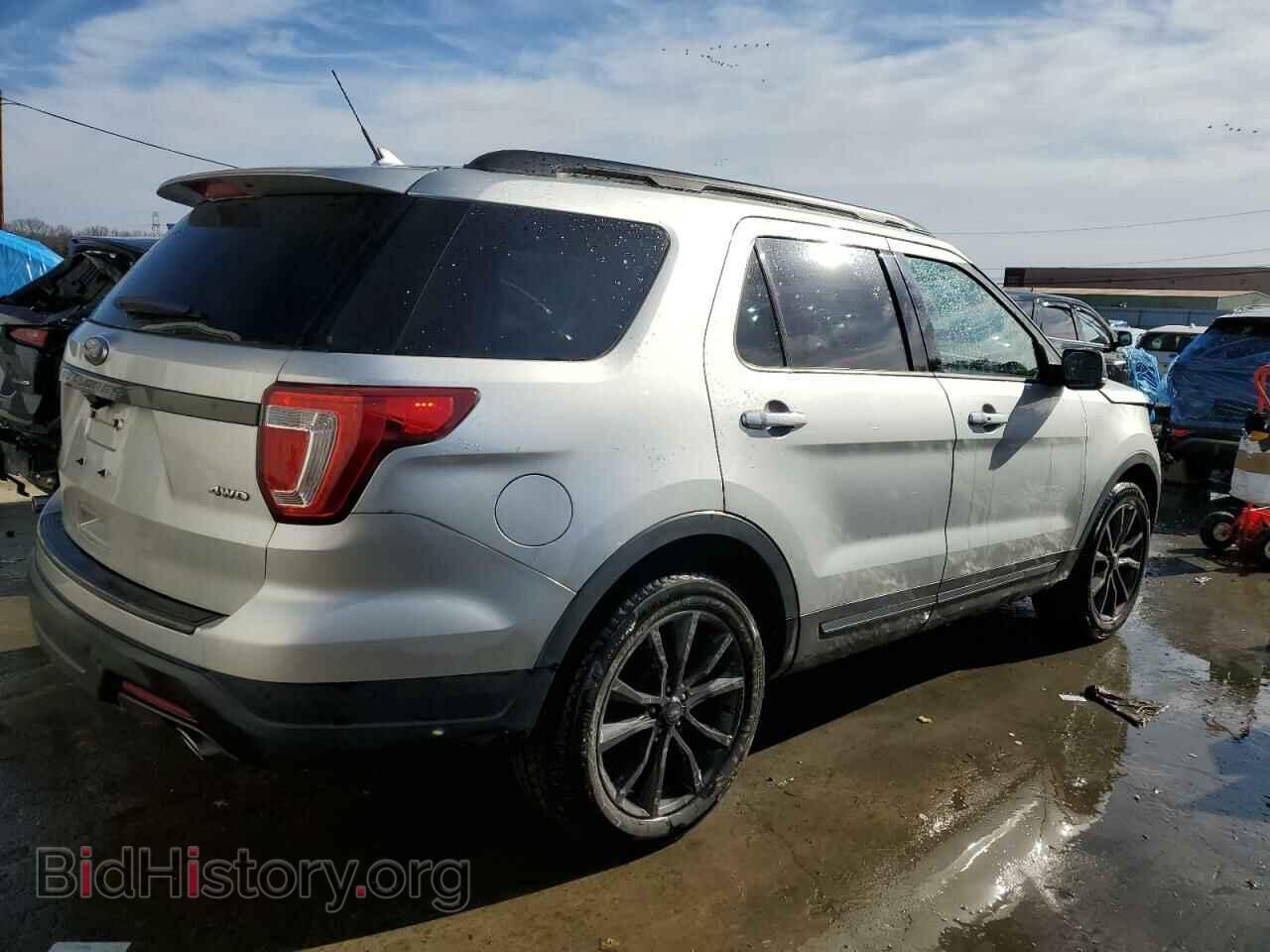 2018 FORD EXPLORER - VIN: 1FM5K8D85JGA61833 - Фото 3