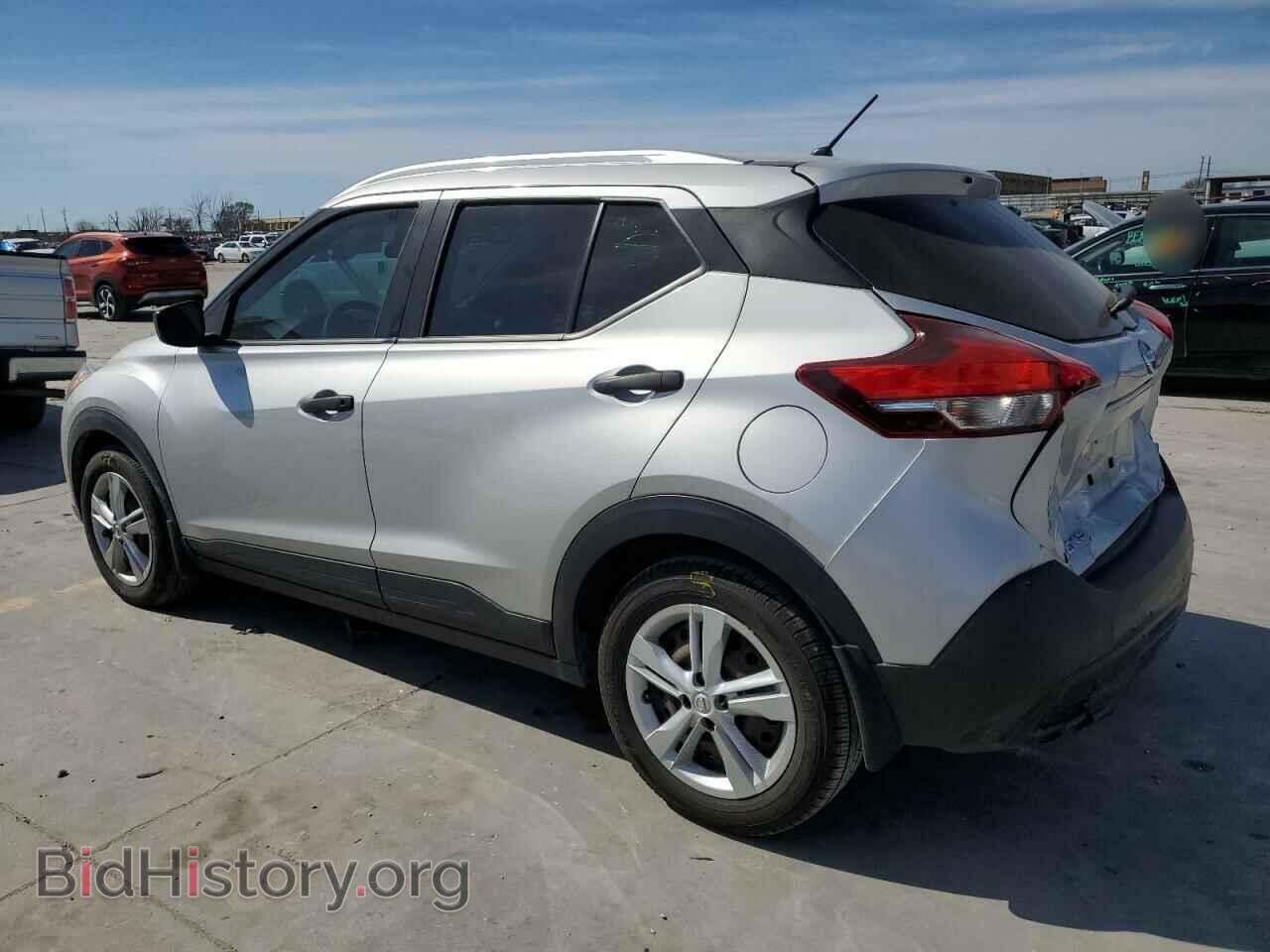 2019 NISSAN KICKS - VIN: 3N1CP5CU3KL566084 - Фото 2