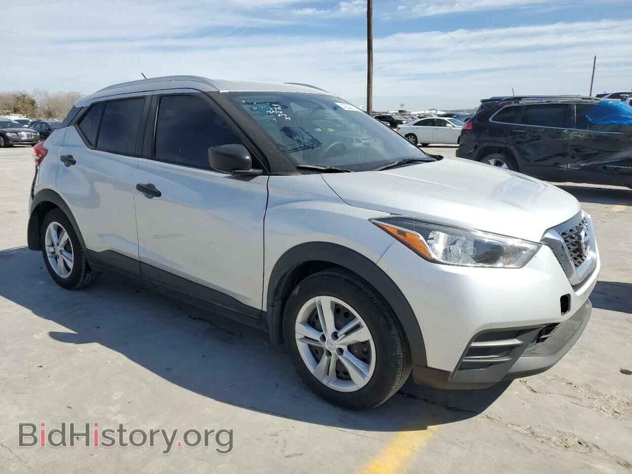 2019 NISSAN KICKS - VIN: 3N1CP5CU3KL566084 - Фото 4