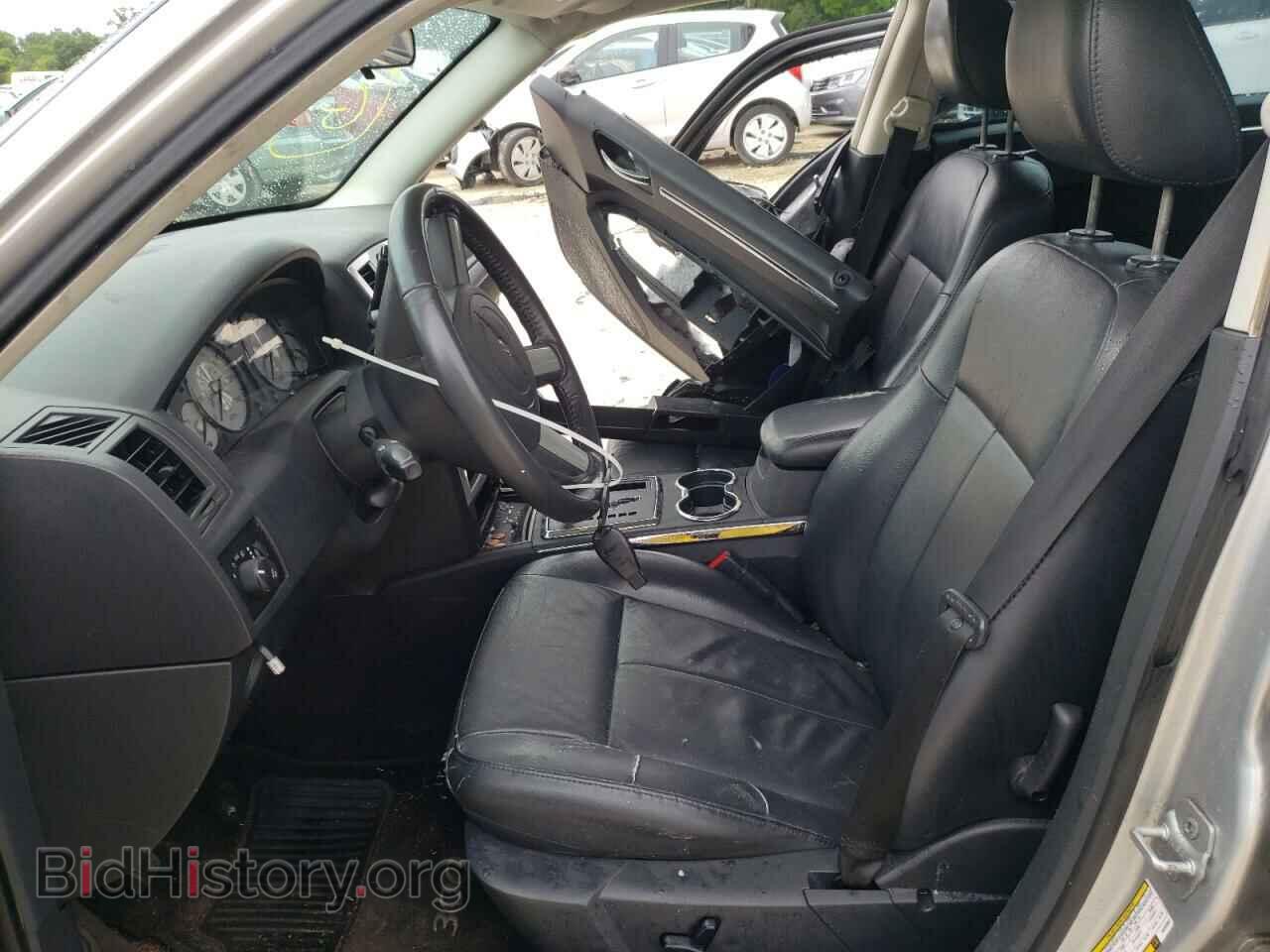 2010 CHRYSLER 300 - VIN: 2C3CA5CV0AH253982 - Фото 5