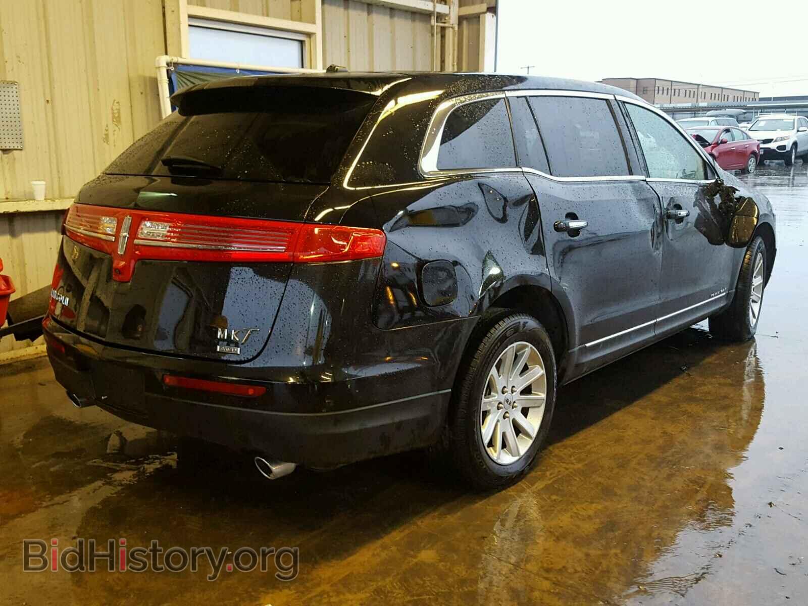 2016 LINCOLN MKT - VIN: 2LMHJ5NK6BBL00822 - Фото 4