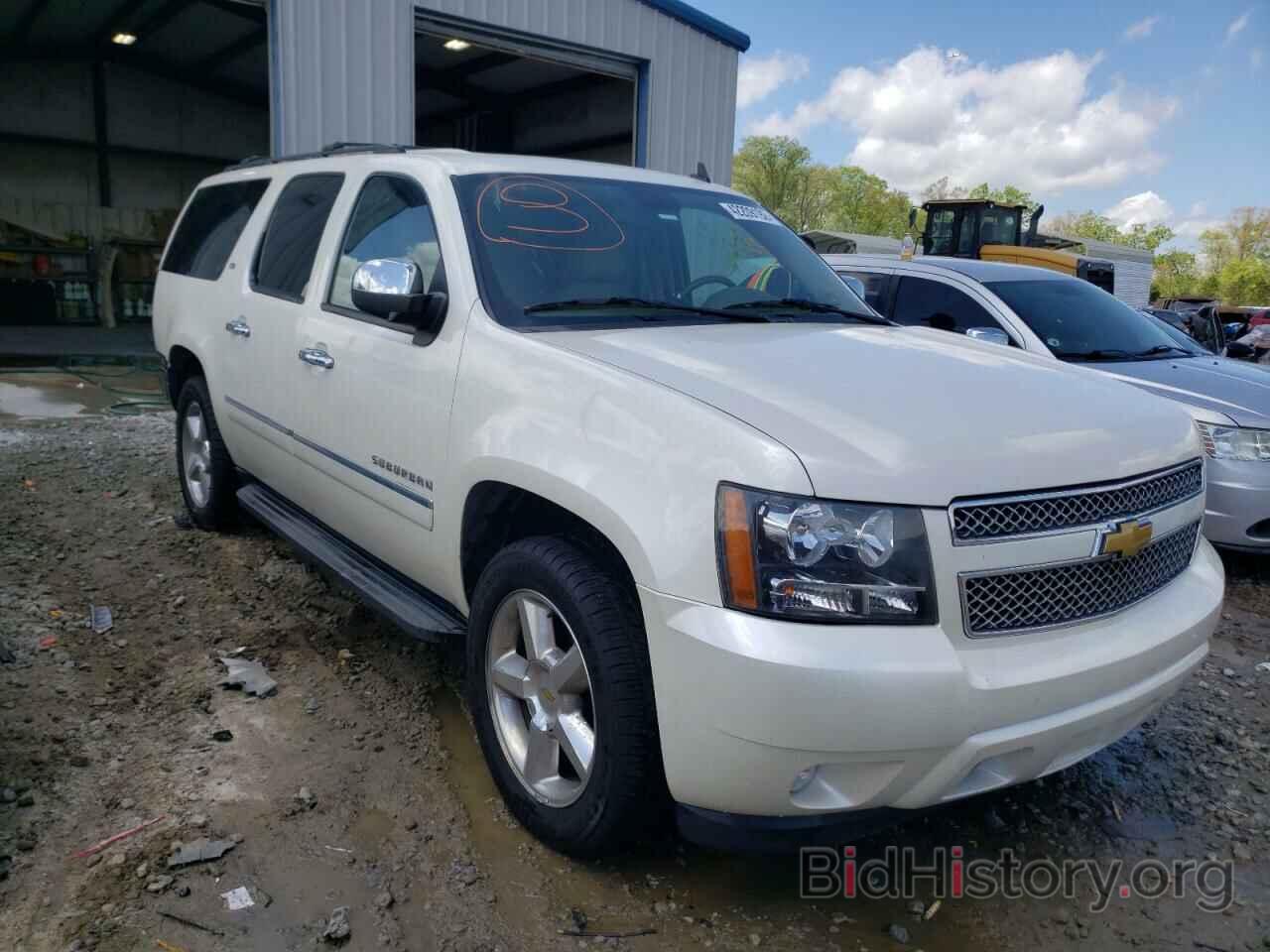 Фотография 1GNSCKE04DR333573 - CHEVROLET SUBURBAN 2013