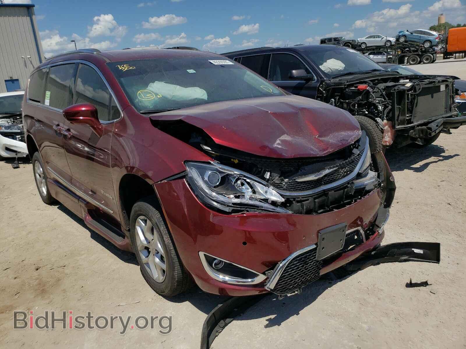 Фотография 2C4RC1EG2LR158232 - CHRYSLER PACIFICA 2020