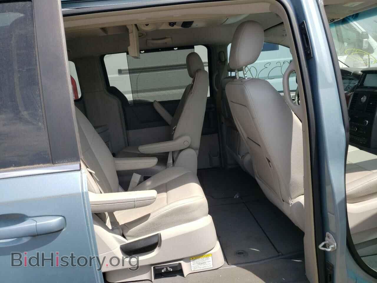 2008 CHRYSLER MINIVAN - VIN: 2A8HR54P38R143712 - Фото 6