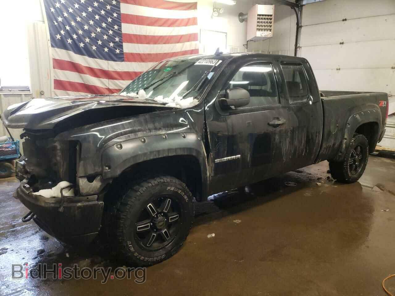 Photo 1GTR2VE35BZ126127 - GMC SIERRA 2011