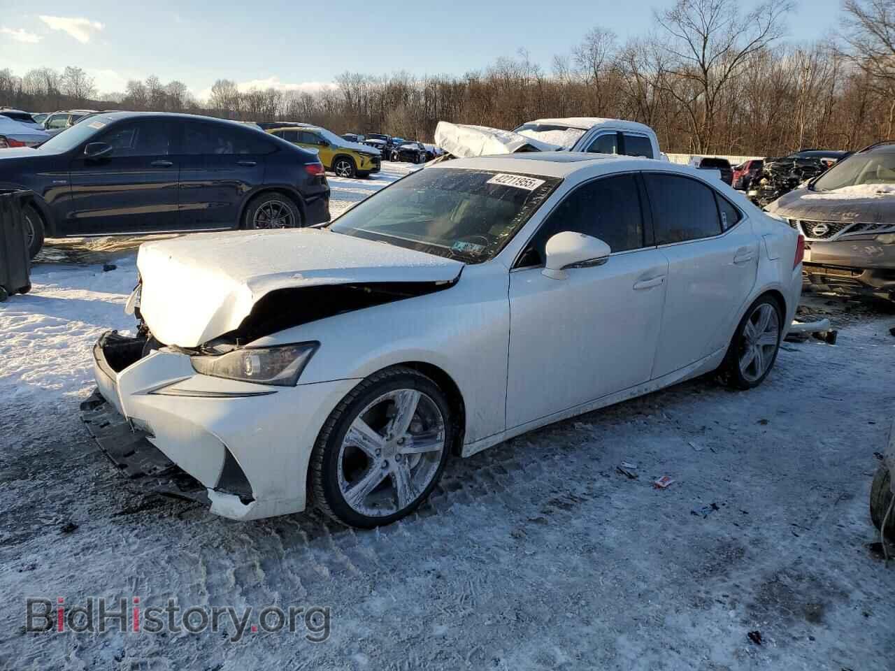 Photo JTHC81D25J5030234 - LEXUS IS 2018