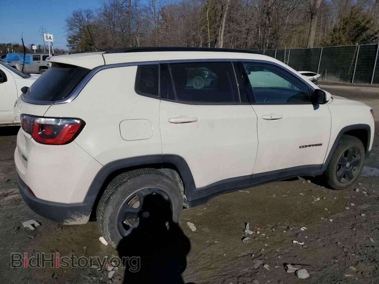 2019 JEEP COMPASS - VIN: 3C4NJDBB4KT690639 - Фото 3