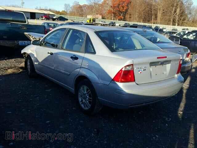 2005 FORD FOCUS - VIN: 1FAFP34N15W104259 - Фото 3