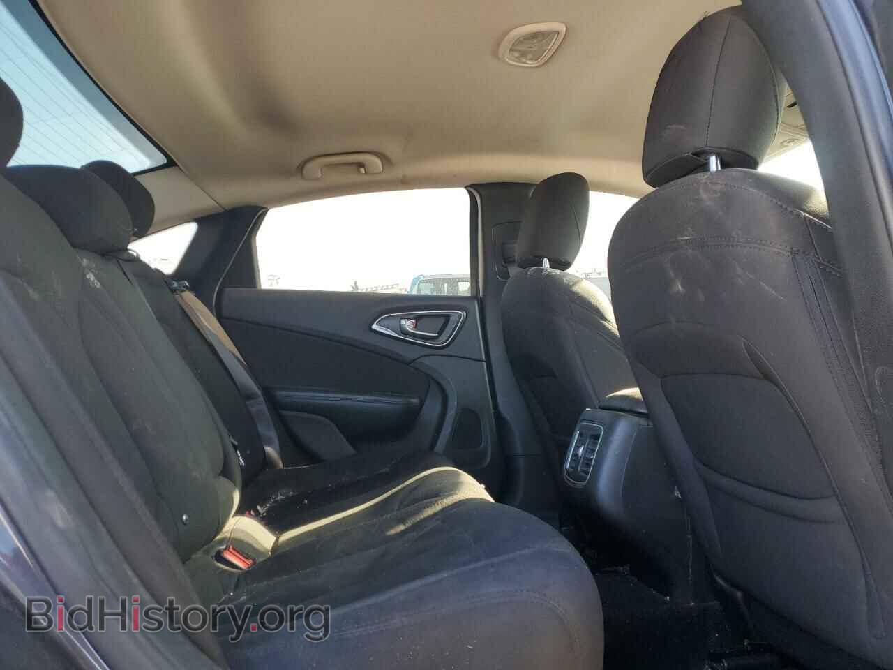 2015 CHRYSLER 200 - VIN: 1C3CCCAB6FN582109 - Фото 10