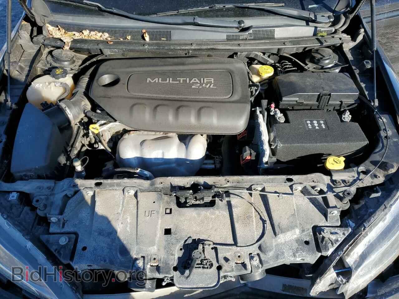 2016 CHRYSLER 200 - VIN: 1C3CCCBBXGN124475 - Фото 11