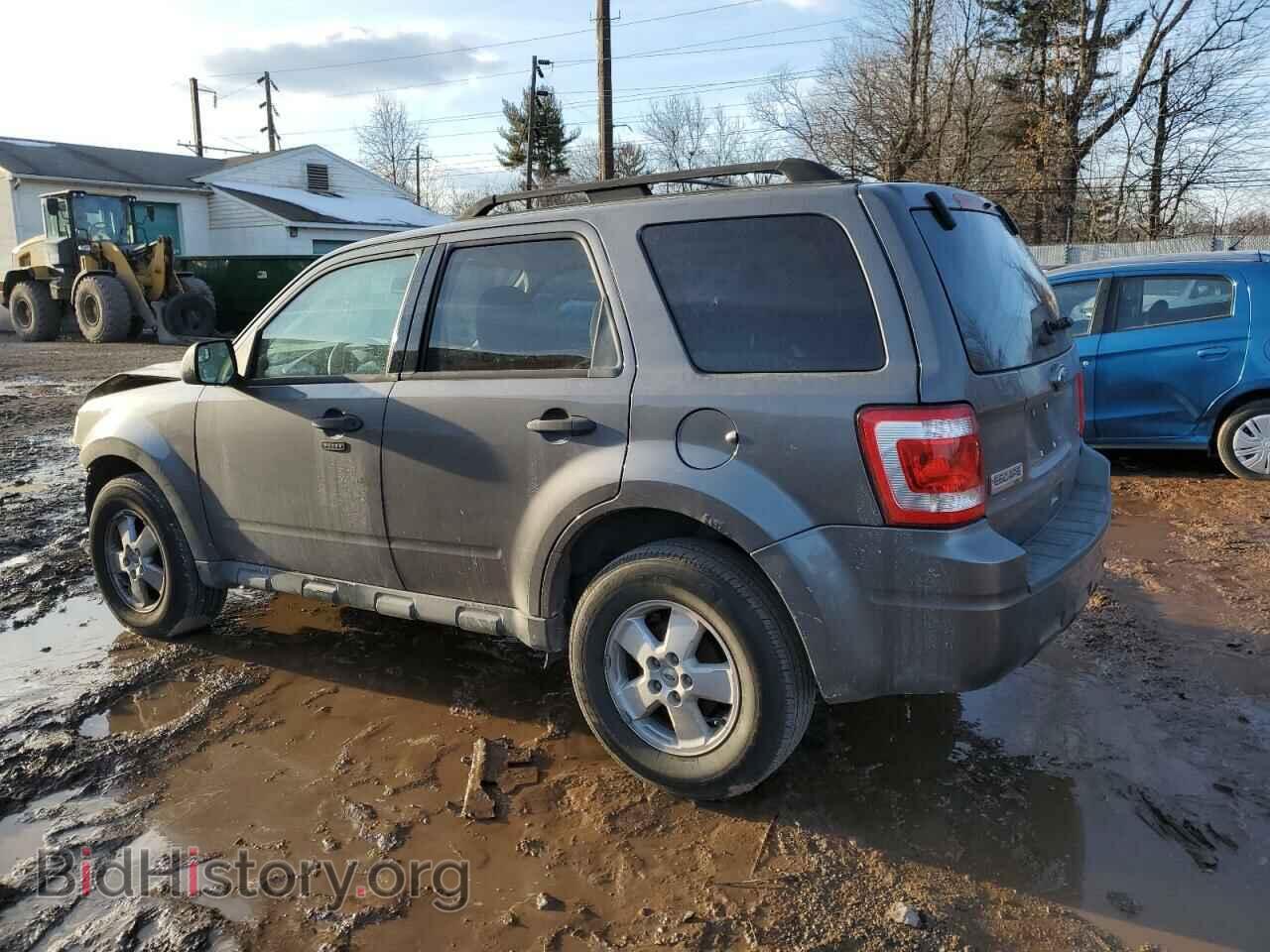 2011 FORD ESCAPE - VIN: 1FMCU0DG8BKC47231 - Фото 2