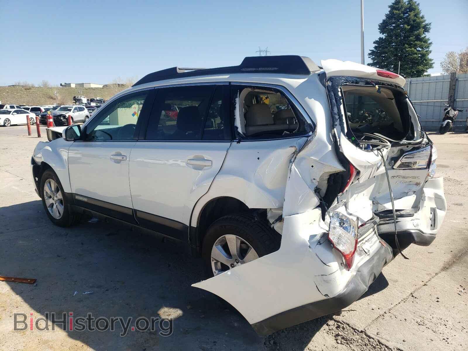 2011 SUBARU OUTBACK - VIN: 4S4BRBKC4B3380152 - Photo 3