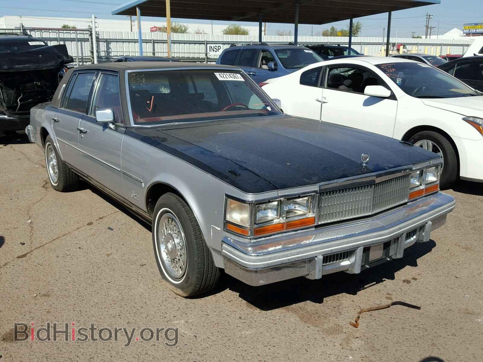 Фотография 6S69N99468126 - CADILLAC DEVILLE 1978