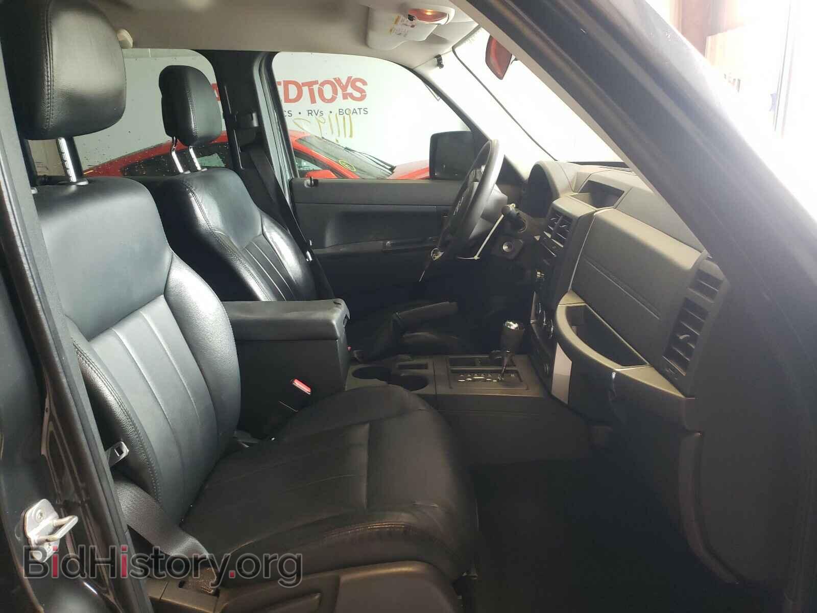 2011 JEEP LIBERTY - VIN: 1J4PN2GK8BW593846 - Фото 5