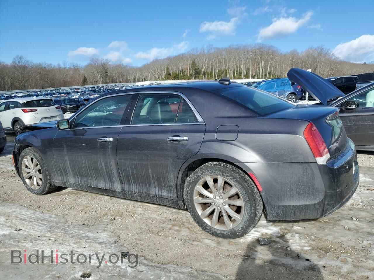 2015 CHRYSLER 300 - VIN: 2C3CCAKG7FH820489 - Фото 2