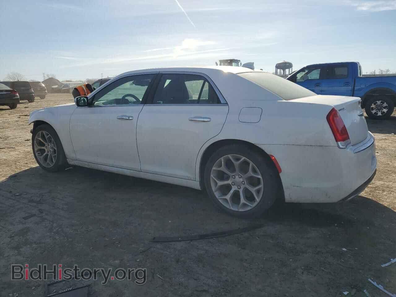 2017 CHRYSLER 300 - VIN: 2C3CCAPG8HH582485 - Фото 2