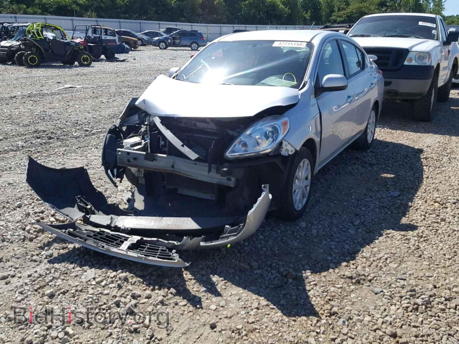 2013 NISSAN VERSA - VIN: 3N1CN7AP2DL874333 - Фото 2