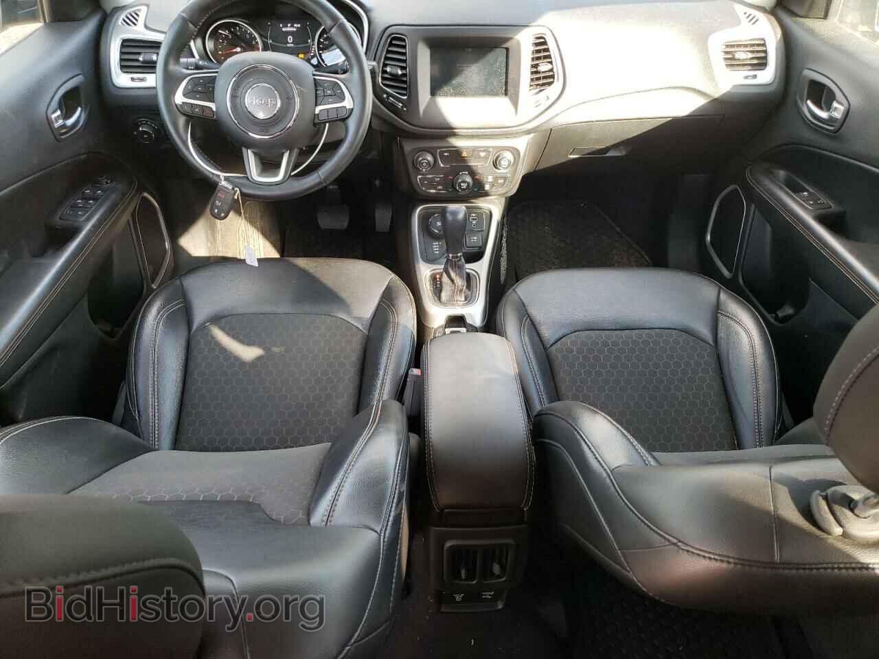 2019 JEEP COMPASS - VIN: 3C4NJDBB1KT696530 - Фото 8