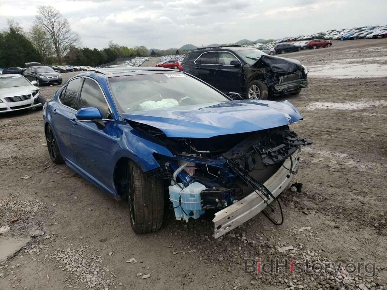 Photo 4T1BZ1HK0JU002394 - TOYOTA CAMRY 2018