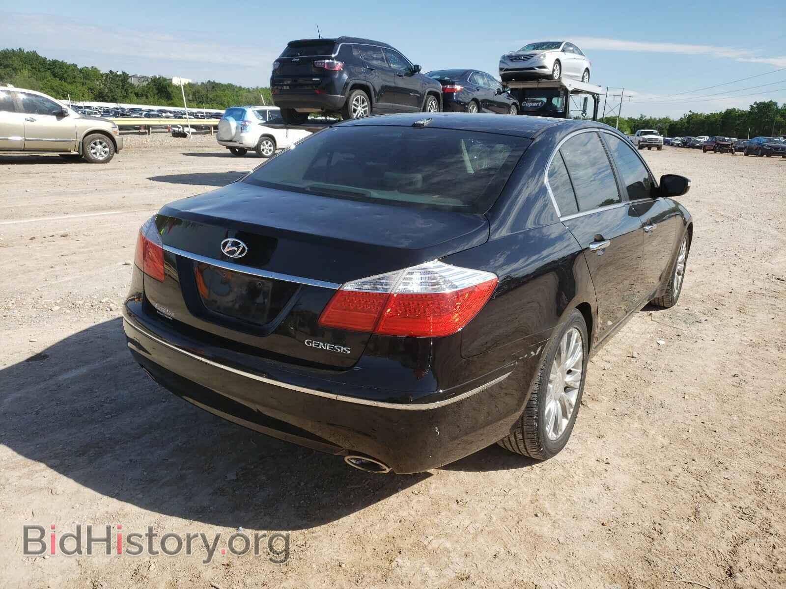 2009 HYUNDAI GENESIS - VIN: KMHGC46E79U016536 - Фото 4
