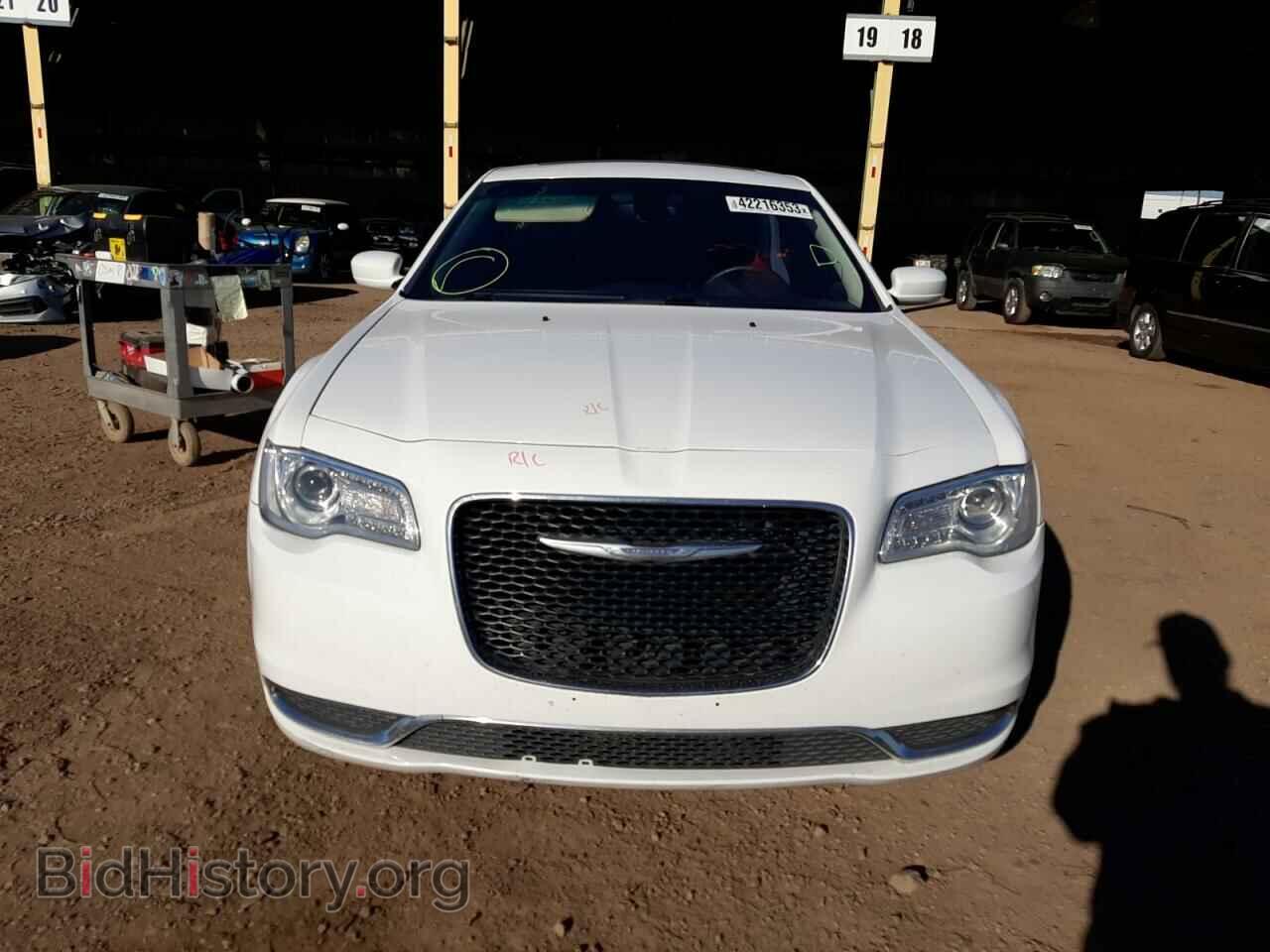 2016 CHRYSLER 300 - VIN: 2C3CCAAG9GH243273 - Фото 5
