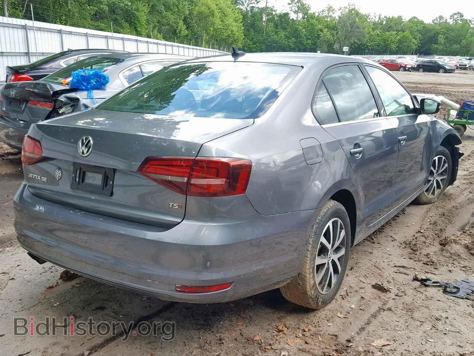 2017 VOLKSWAGEN JETTA - VIN: 3VWDB7AJ0HM249805 - Фото 4