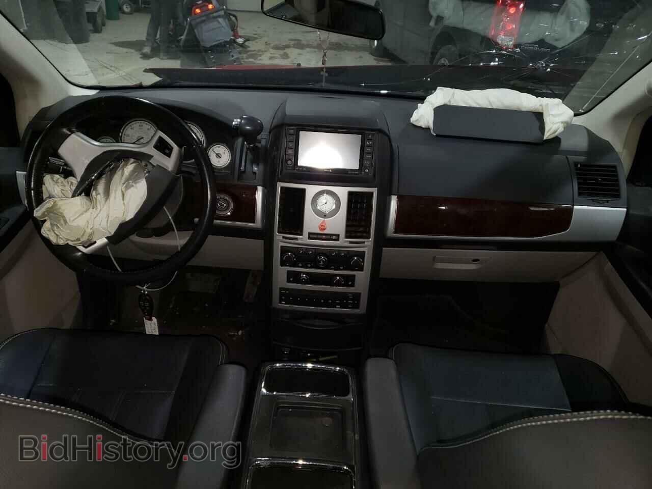 2009 CHRYSLER MINIVAN - VIN: 2A8HR54159R652701 - Photo 8