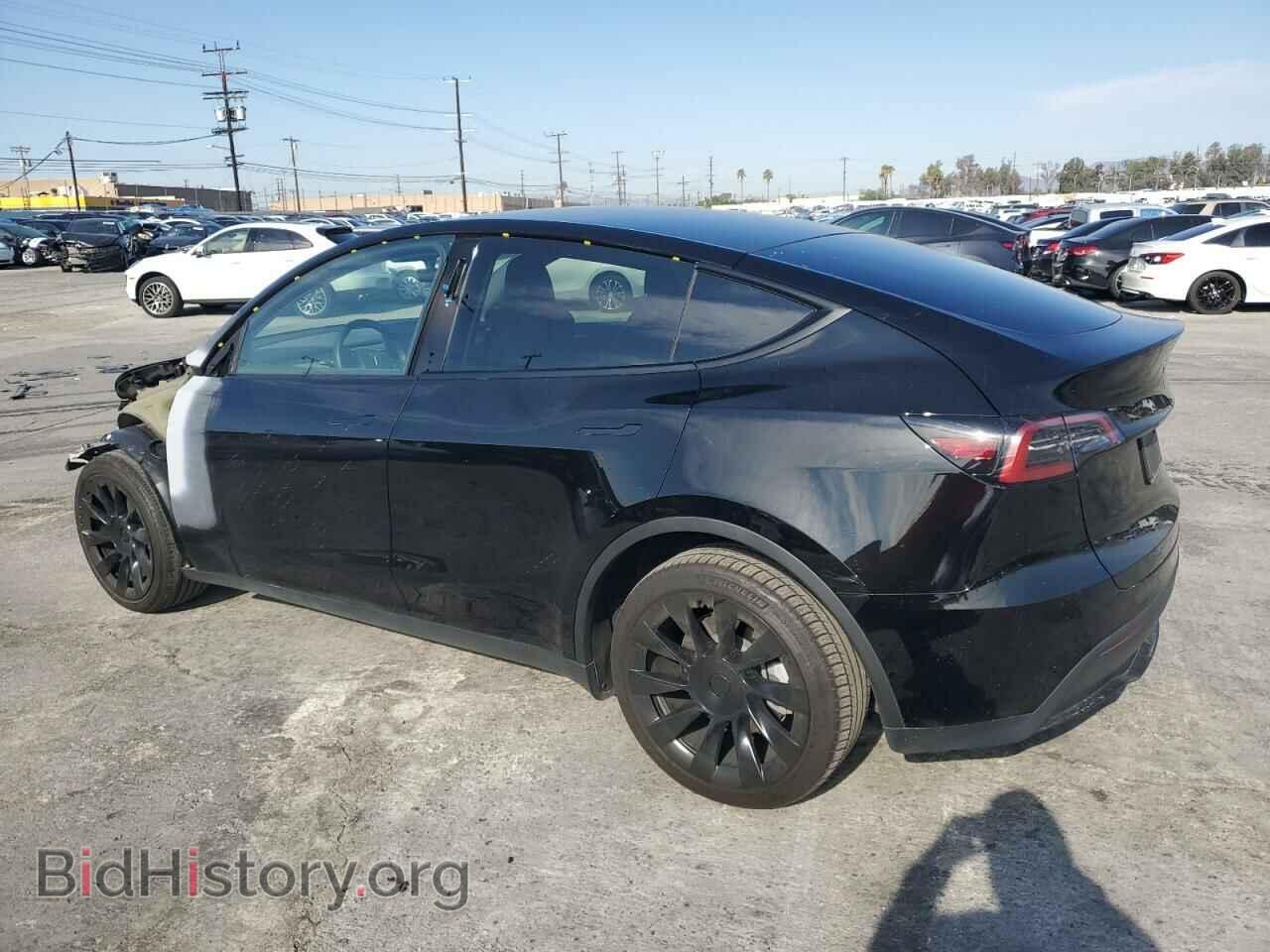 2023 TESLA MODEL Y - VIN: 7SAYGDEE2PA050565 - Фото 2
