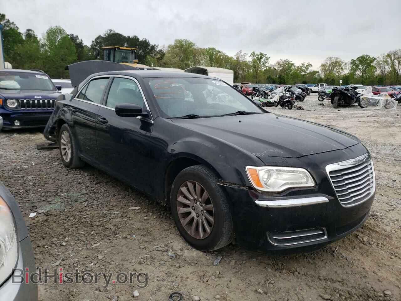 Фотография 2C3CCAAG3DH509284 - CHRYSLER 300 2013