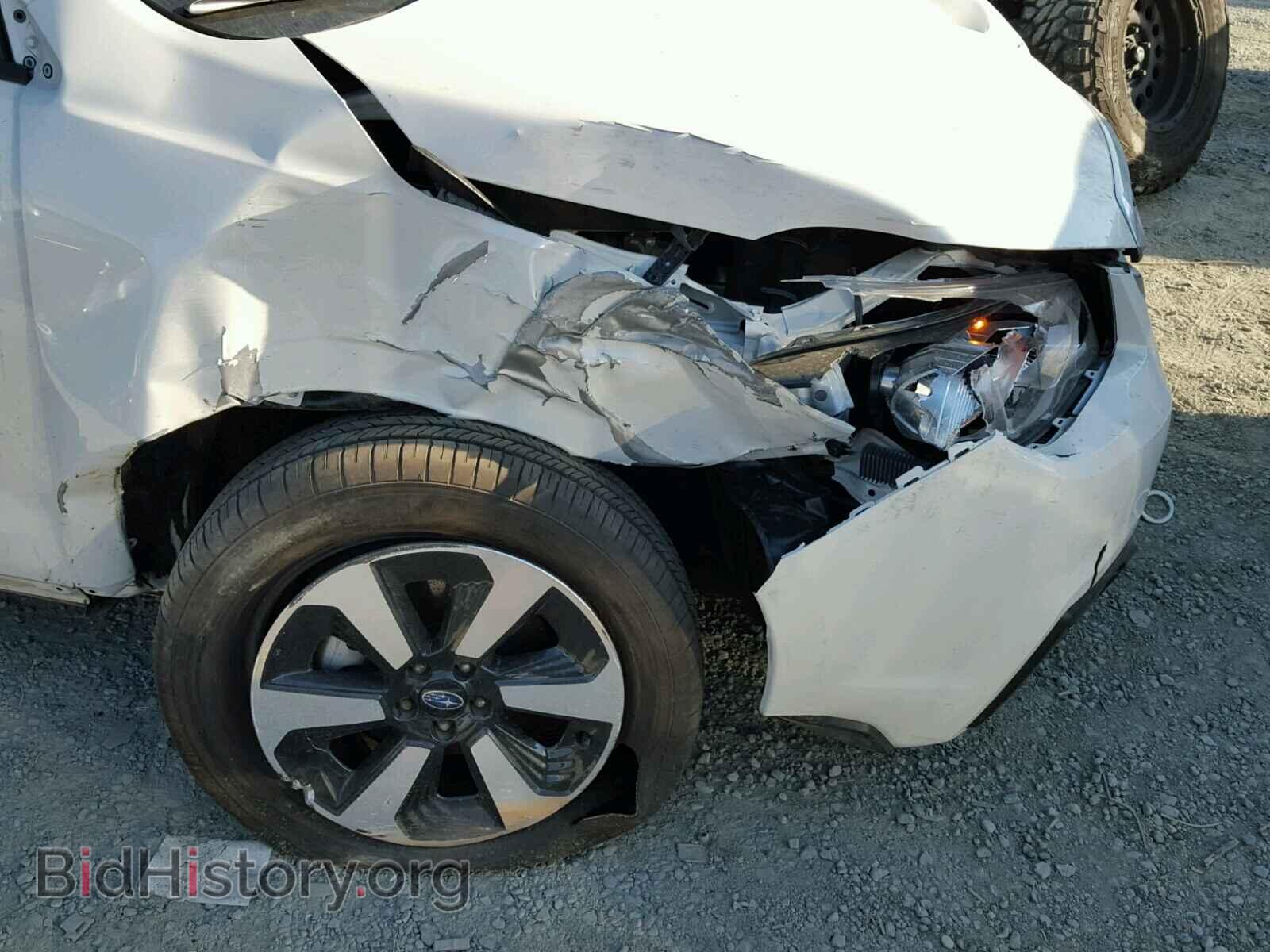 2017 SUBARU FORESTER - VIN: JF2SJABC7HH522433 - Фото 9