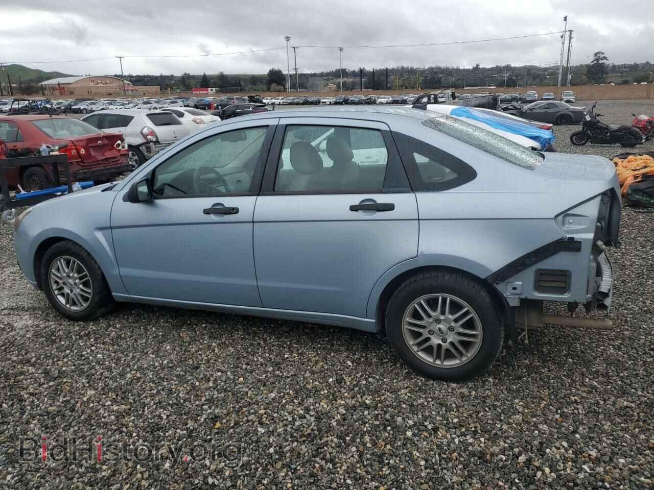 2009 FORD FOCUS - VIN: 1FAHP35N59W147077 - Фото 2