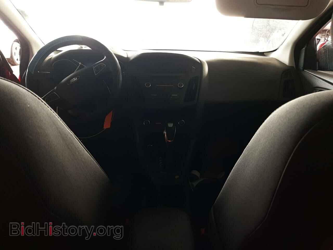 2016 FORD FOCUS - VIN: 1FADP3F2XGL338382 - Фото 8
