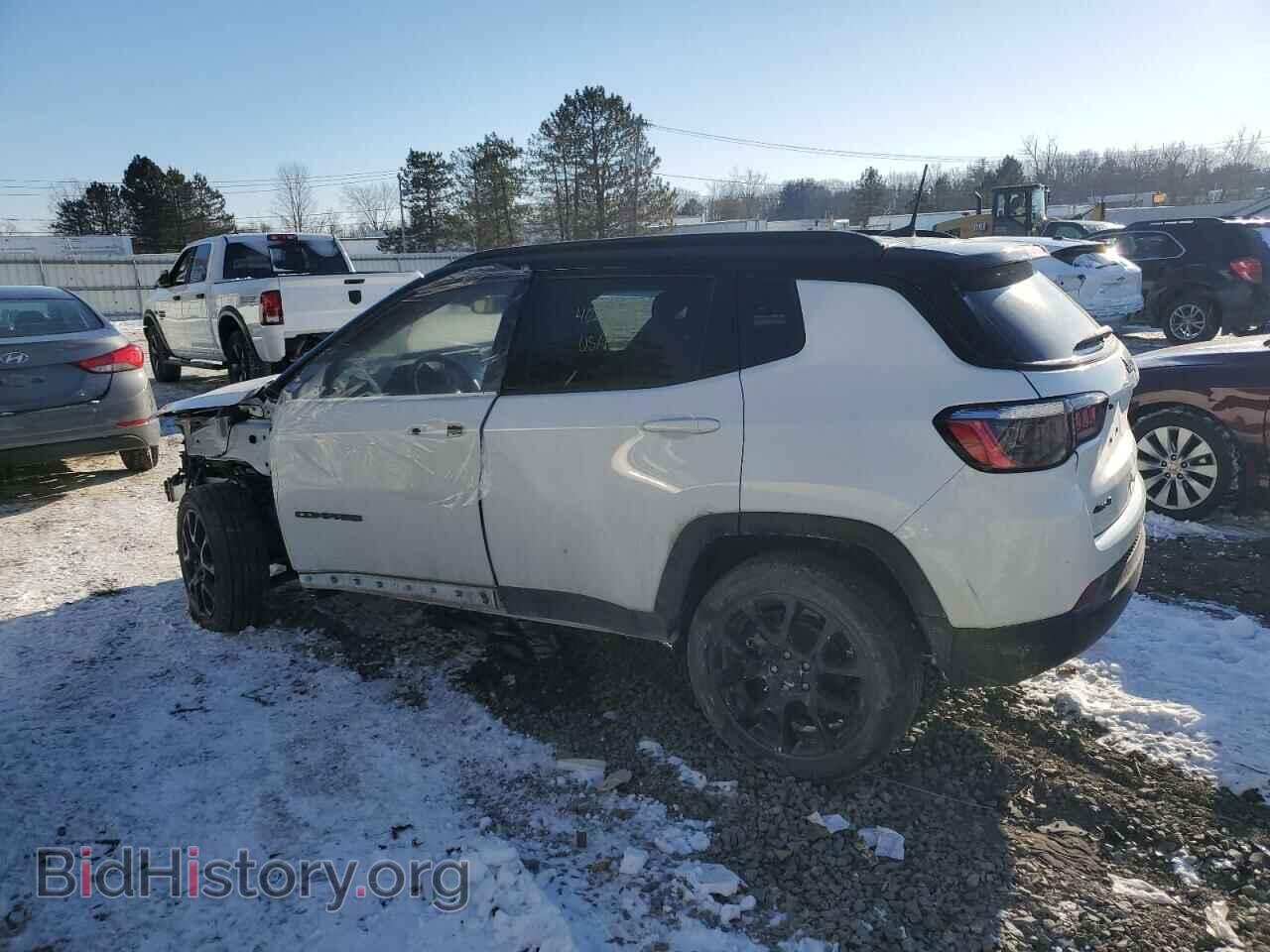 2022 JEEP COMPASS - VIN: 3C4NJDBB6NT190857 - Фото 2