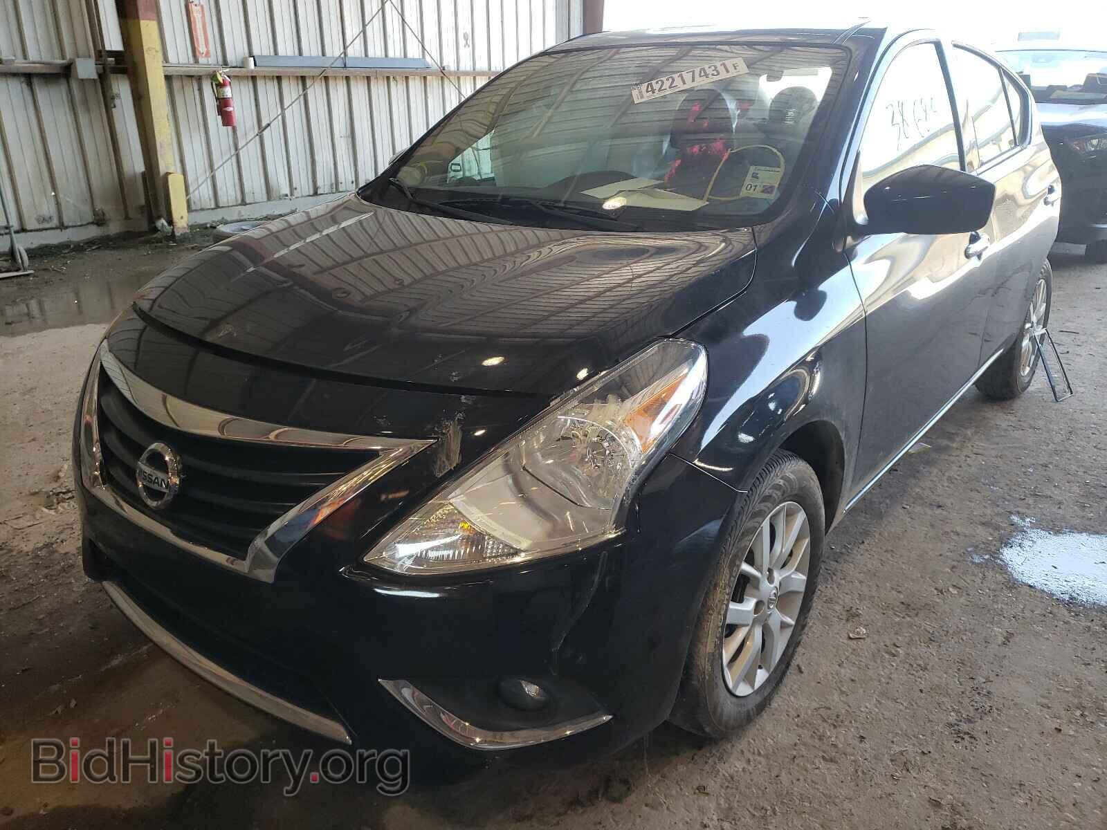 2018 NISSAN VERSA - VIN: 3N1CN7APXJL852088 - Фото 2